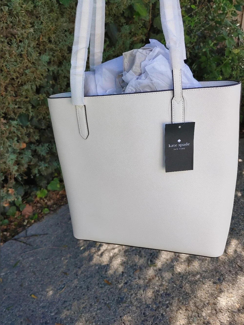Meringue Kate Spade Jana Tote *** NWT***